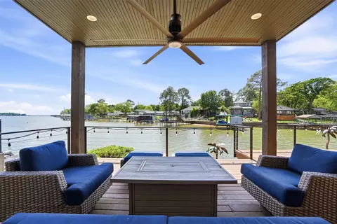 134 Marina Dr, Mabank, TX 75156