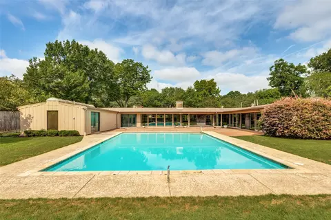 4101 Hildring Dr E, Fort Worth, TX 76109