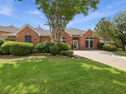 1917 Vintage Dr, Corinth, TX 76210