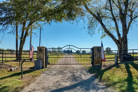 2261 State Highway 276 # -B, Emory, TX 75440