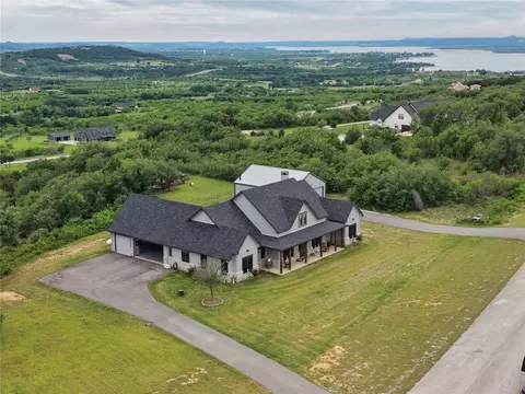 3017 Shooting Star Ct, Graford, TX 76449