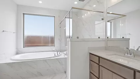 Bath - 2651 Brooklyn St, Forney, TX 75126 photo 1 of 2
