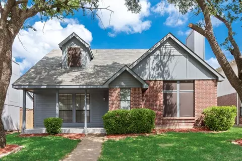 4028 O B Crowe Dr, Dallas, TX 75227