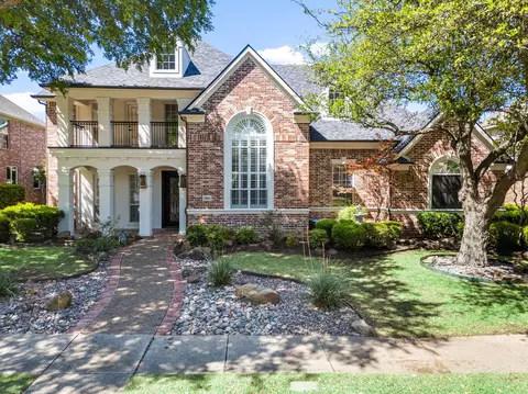 5915 Dripping Springs Dr, Frisco, TX 75034