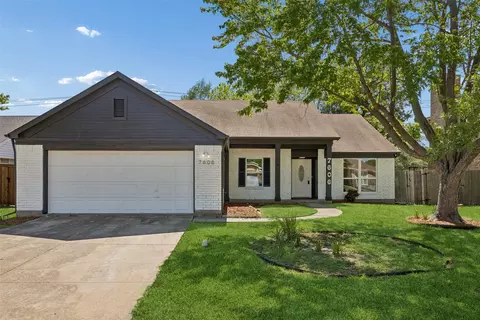 7606 Clairmont Ave, Rowlett, TX 75089