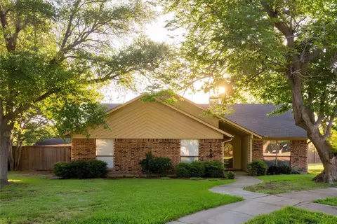 193 Simmons Dr, Coppell, TX 75019