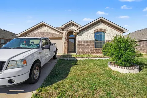 5340 Brentlawn Dr, Fort Worth, TX 76179