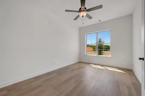 Bedroom - 1908 Mitchell Dr, Van Alstyne, TX 75495 photo 1 of 4
