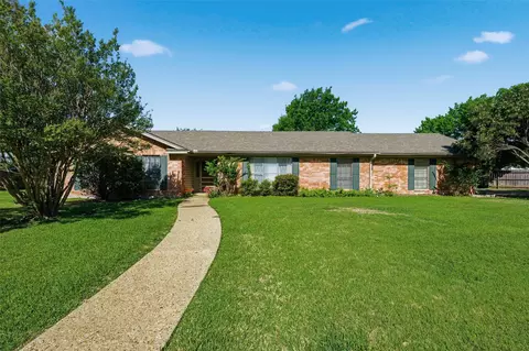 9321 Tree Lake Dr, Waco, TX 76708