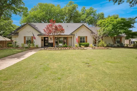 10747 Saint Lazare Dr, Dallas, TX 75229