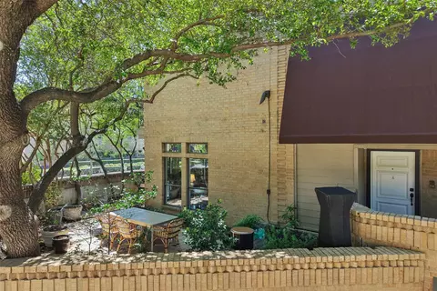 Exterior - 3801 Gilbert Ave #A, Dallas, TX 75219 photo 2 of 9
