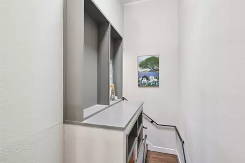 Entry Way - 3801 Gilbert Ave #A, Dallas, TX 75219 photo 4 of 5
