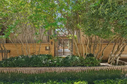 Exterior - 3801 Gilbert Ave #A, Dallas, TX 75219 photo 9 of 9