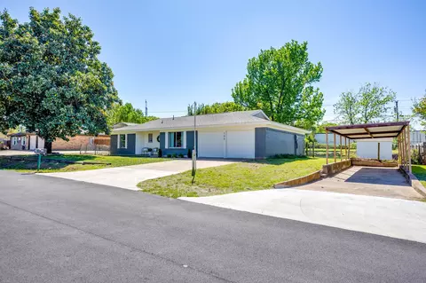 104 Thomas St, Joshua, TX 76058