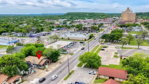 900 E Hubbard St, Mineral Wells, TX 76067
