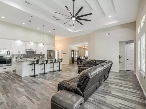775 Phillips Dr, Azle, TX 76020