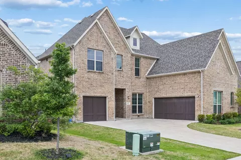629 Singing Water Dr, Rockwall, TX 75087