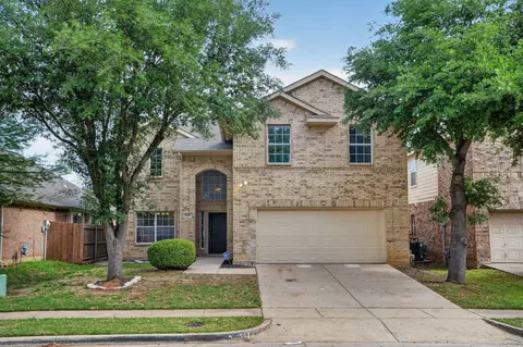 649 Nemitz St, Crowley, TX 76036