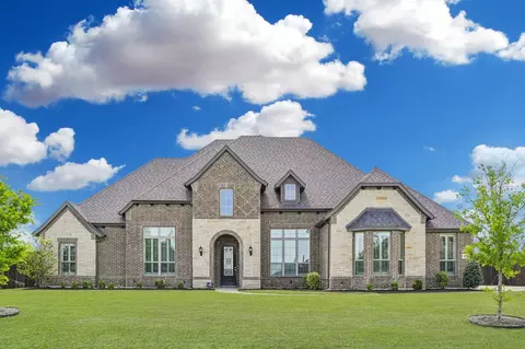 8230 Palmer Ln, Waxahachie, TX 75167