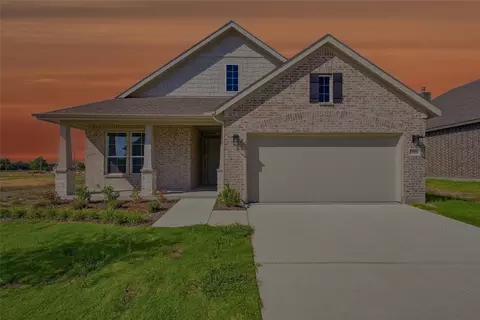 3005 Leopard Ln, Ennis, TX 75119
