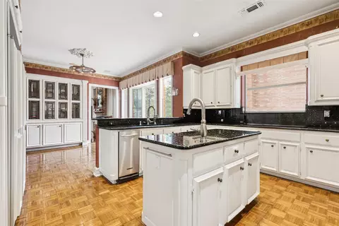 Kitchen - 385 Meadow View Dr, Argyle, TX 76226 photo 1 of 3