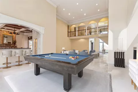 Living - 385 Meadow View Dr, Argyle, TX 76226 photo 4 of 5