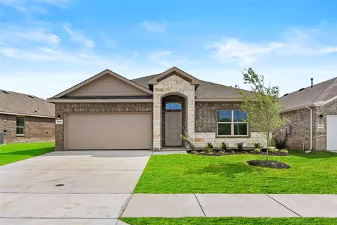 9729 Mcclane Farm Dr, Fort Worth, TX 76036