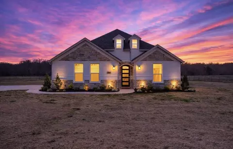 2061 S Sky Meadows Dr, Caddo Mills, TX 75135