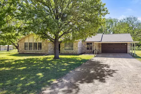 309 Willow Creek Ln, Springtown, TX 76082