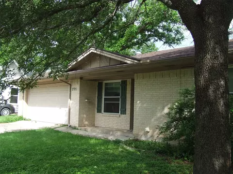771 W Green St, Stephenville, TX 76401