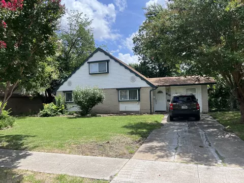 815 Greenhaven Dr, Richardson, TX 75080