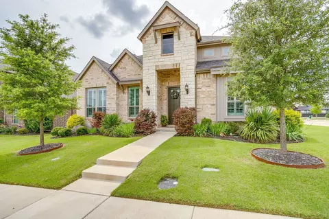 2001 Kati Jane Ln, Midlothian, TX 76065