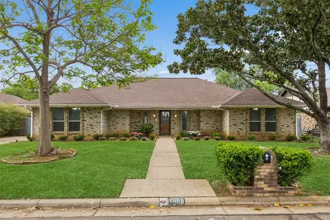 4008 Kingswick Dr, Arlington, TX 76016