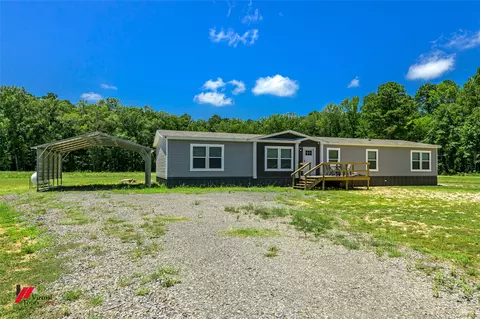 810 Chalybeate Springs Rd, Plain Dealing, LA 71064