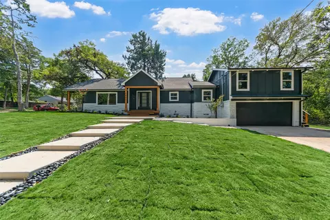1503 E Lakeview Dr, Dallas, TX 75216