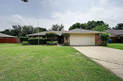 1133 Stapleton Ln, Flower Mound, TX 75028