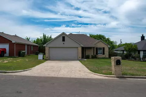 502 Railey Cv, Springtown, TX 76082
