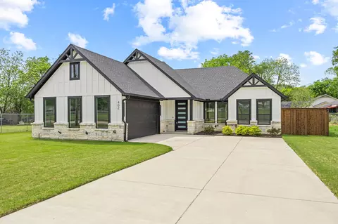 402 S Humphrey Ave, Kerens, TX 75144