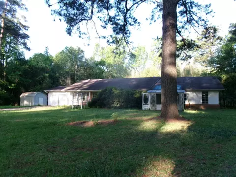 5210 S Lakeshore Dr, Shreveport, LA 71109