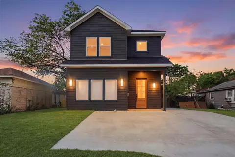 2515 Macon St, Dallas, TX 75215
