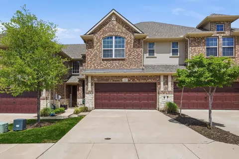 2737 Majesty Dr, Little Elm, TX 75068