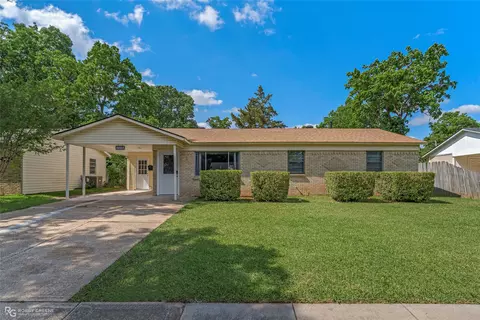 3007 Gaines St, Bossier City, LA 71111