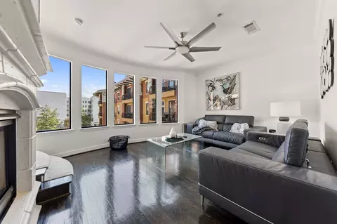 8616 Turtle Creek Blvd #412, Dallas, TX 75225
