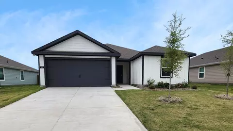 500 Silver Birch Dr, Nevada, TX 75173