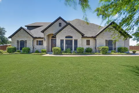 2000 Adams Ln S, Azle, TX 76020