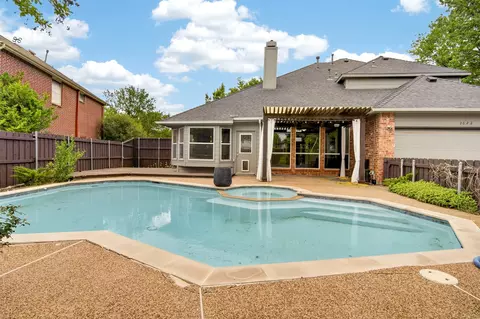 2622 Covington Dr, Garland, TX 75040