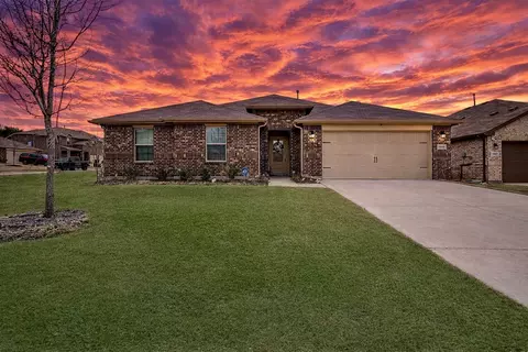 1905 Cookes Ln, Cleburne, TX 76033