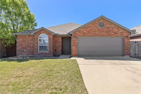5328 Mirage Dr, Fort Worth, TX 76244