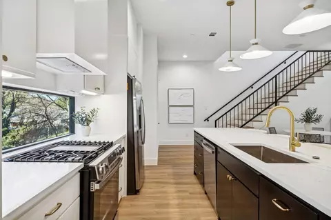 2147 Mail Ave #103, Dallas, TX 75235
