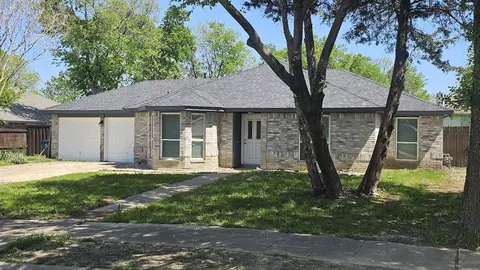 3604 Lily Ln, Rowlett, TX 75089